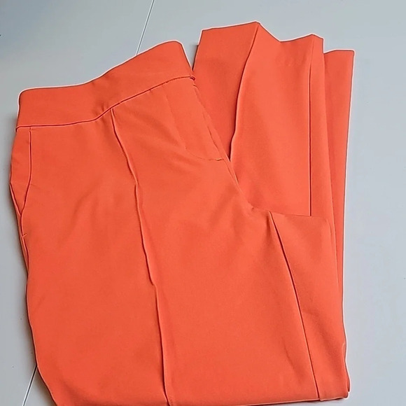 Worthington Dress Pants Modern Fit. Like new Sz 8 - Picture 13 of 13